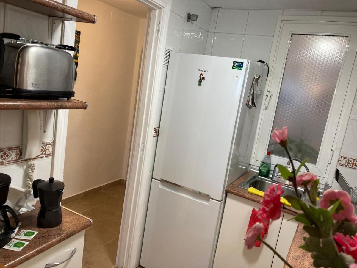 Marina Apartment Beach Estepona Bagian luar foto