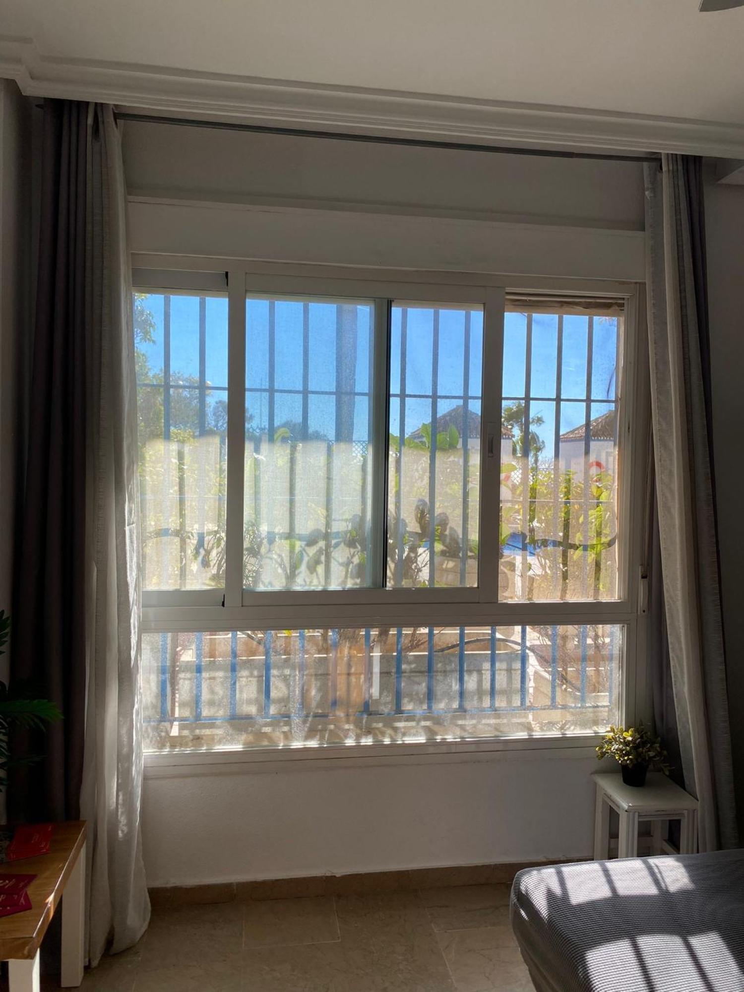 Marina Apartment Beach Estepona Bagian luar foto