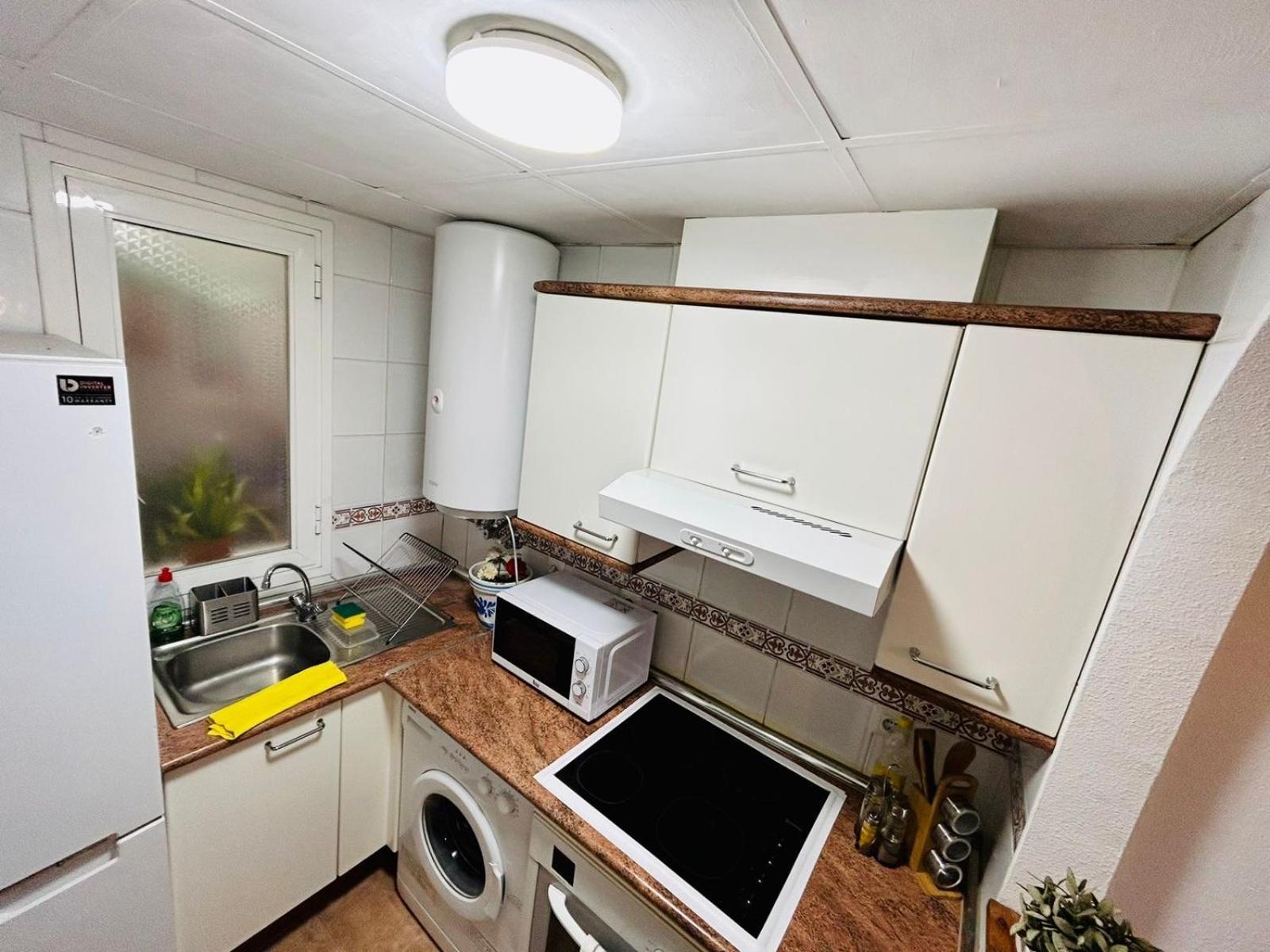 Marina Apartment Beach Estepona Bagian luar foto