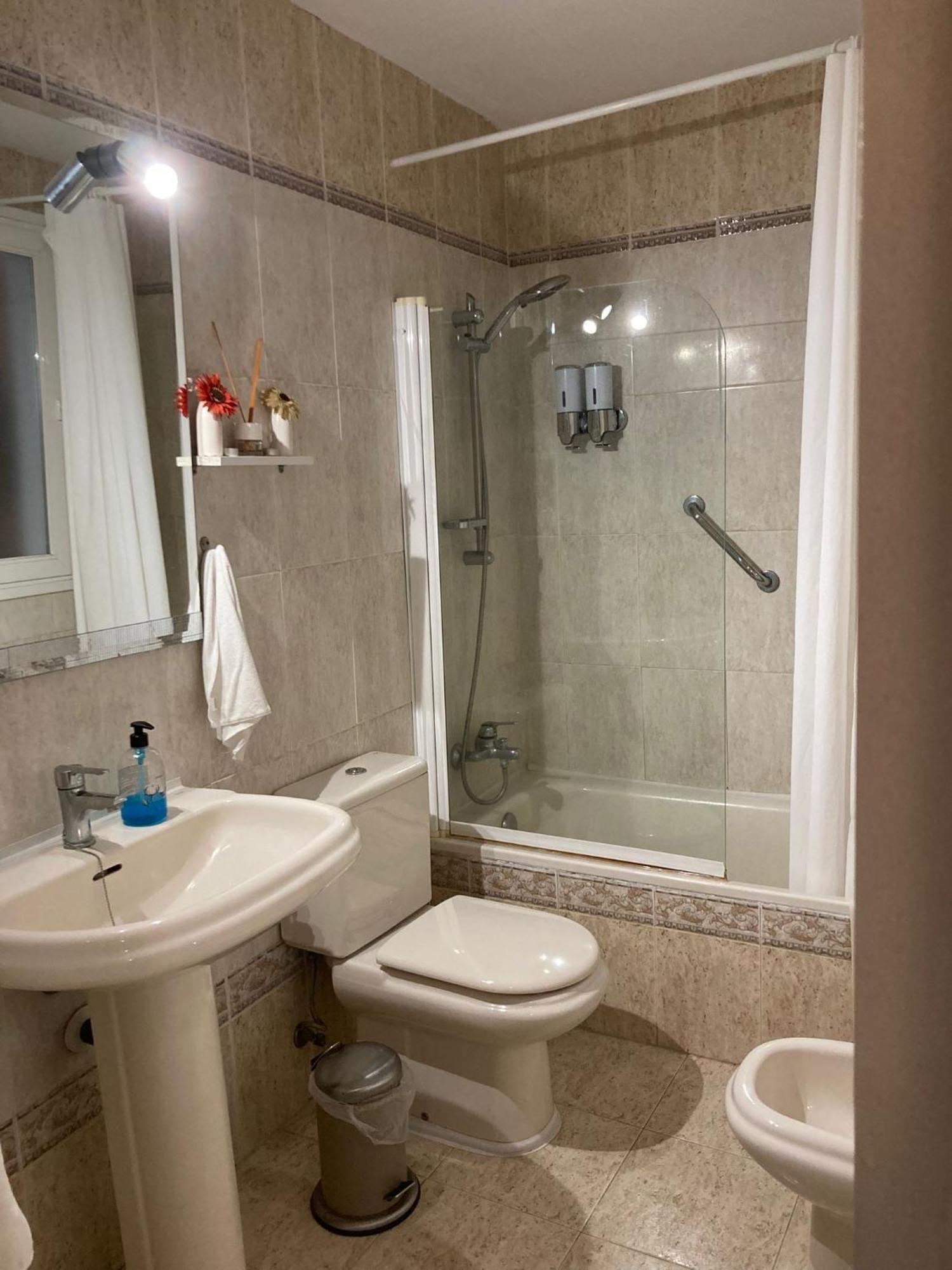 Marina Apartment Beach Estepona Bagian luar foto