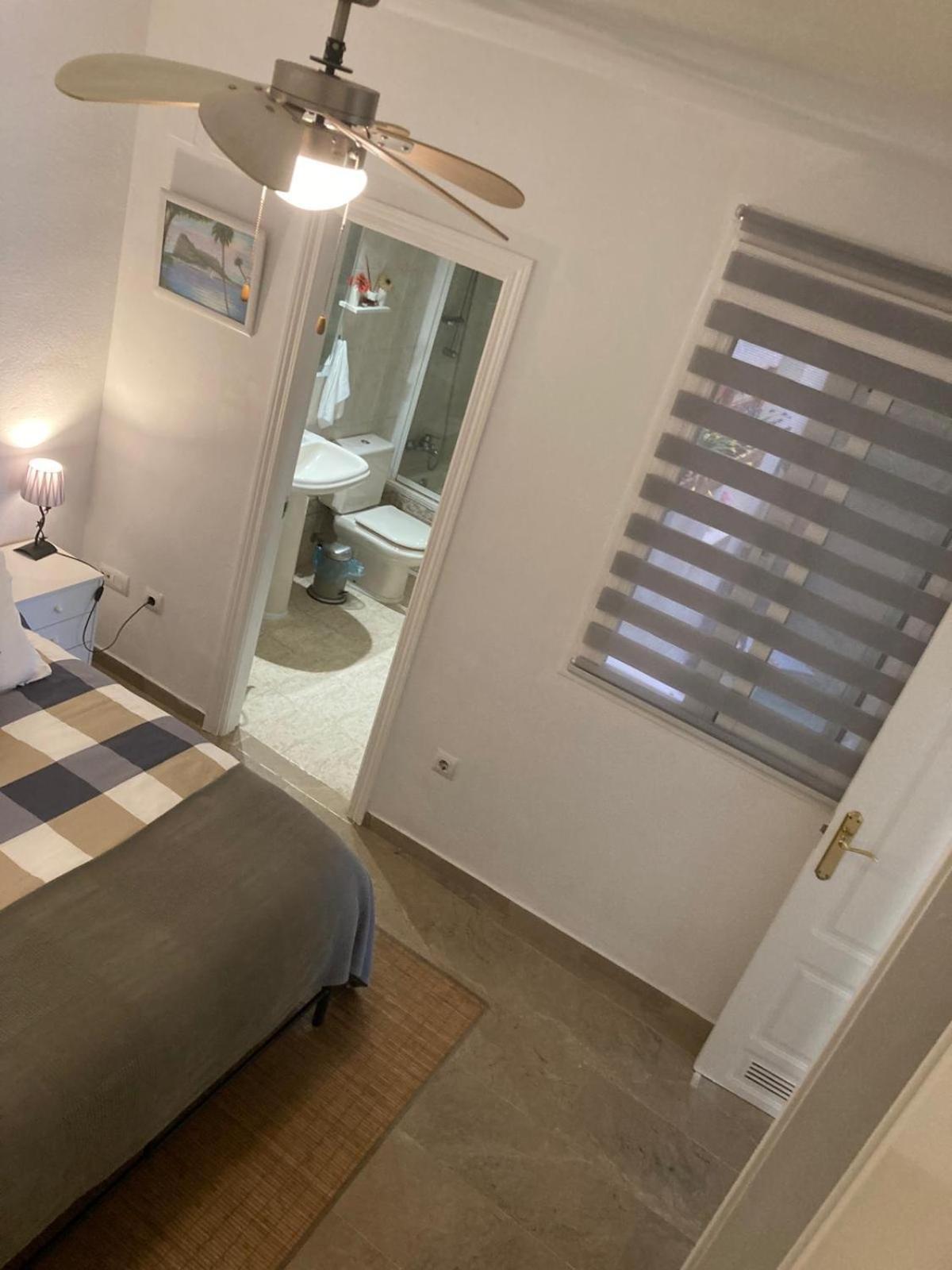 Marina Apartment Beach Estepona Bagian luar foto